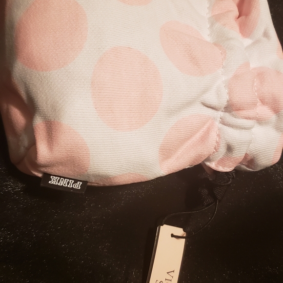 Pink Vs. pouch - Picture 5 of 7